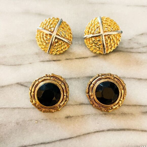 Vintage Clip On Earrings Set of 2 Gold Black Statement Chunky MCM Midcentury - Picture 1 of 4
